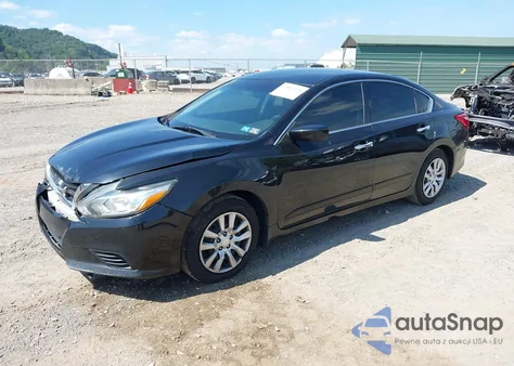 2017 Nissan Altima 2.5 S z USA, uszkodzony, nr VIN 1N4AL3AP1HC483250
